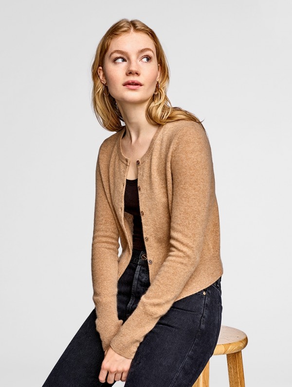 Essential Cashmere Crewneck Cardigan