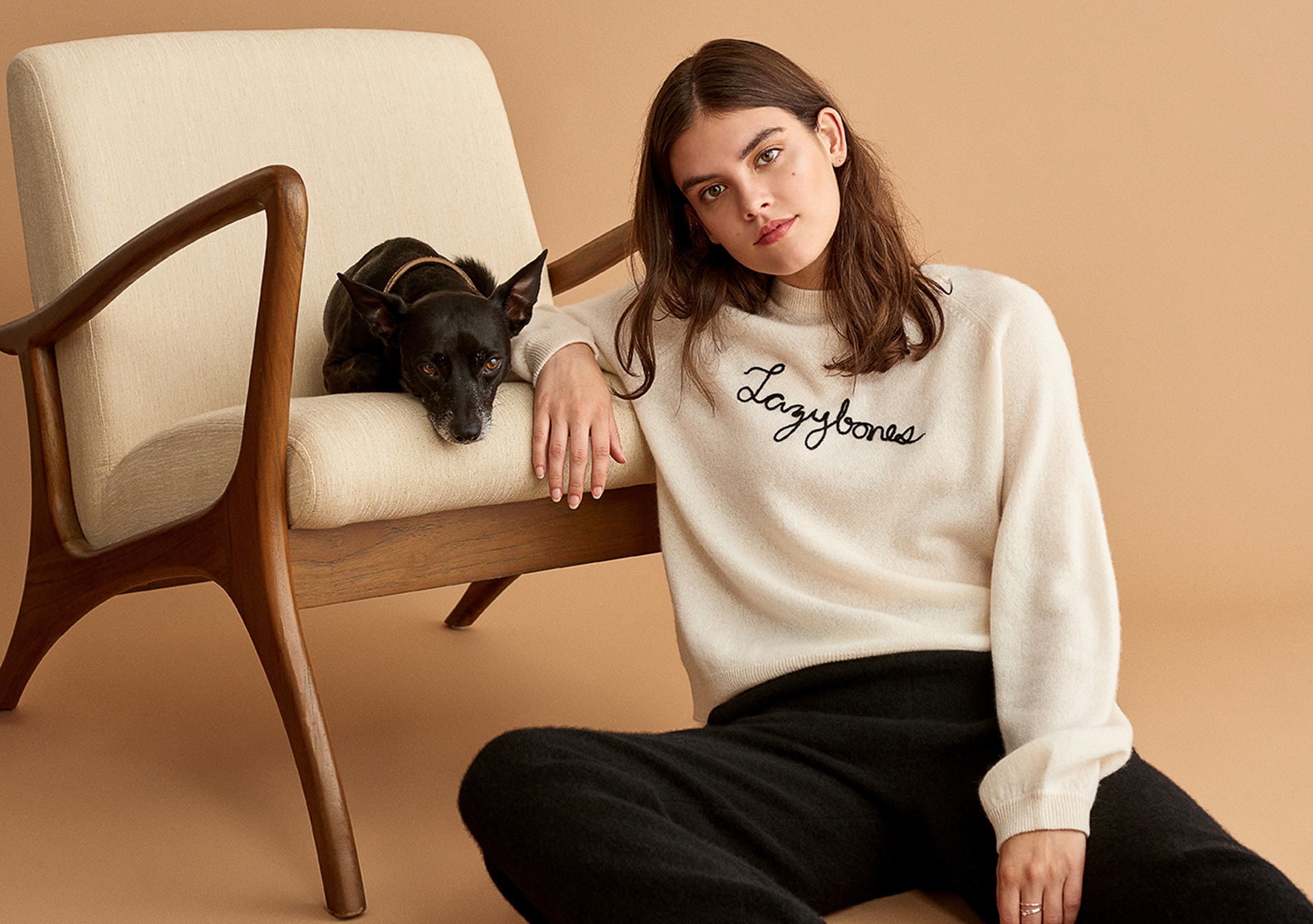 EMBROIDERED CASHMERE SWEATSHIRT