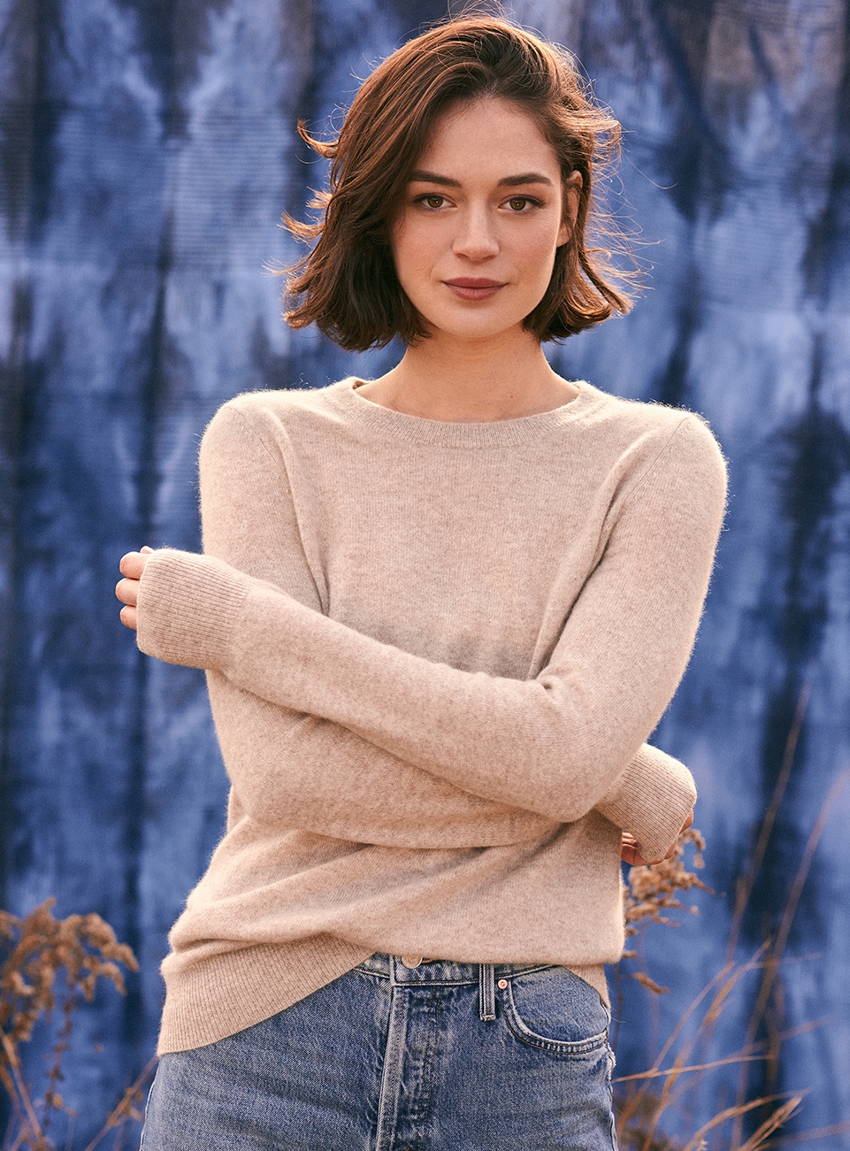 ESSENTIAL CASHMERE CREWNECK