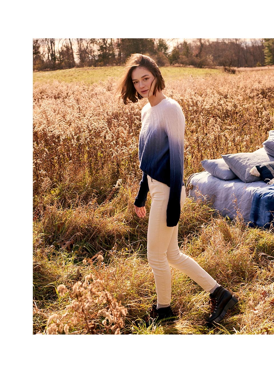 CASHMERE DIP DYE CABLE CREWNECK