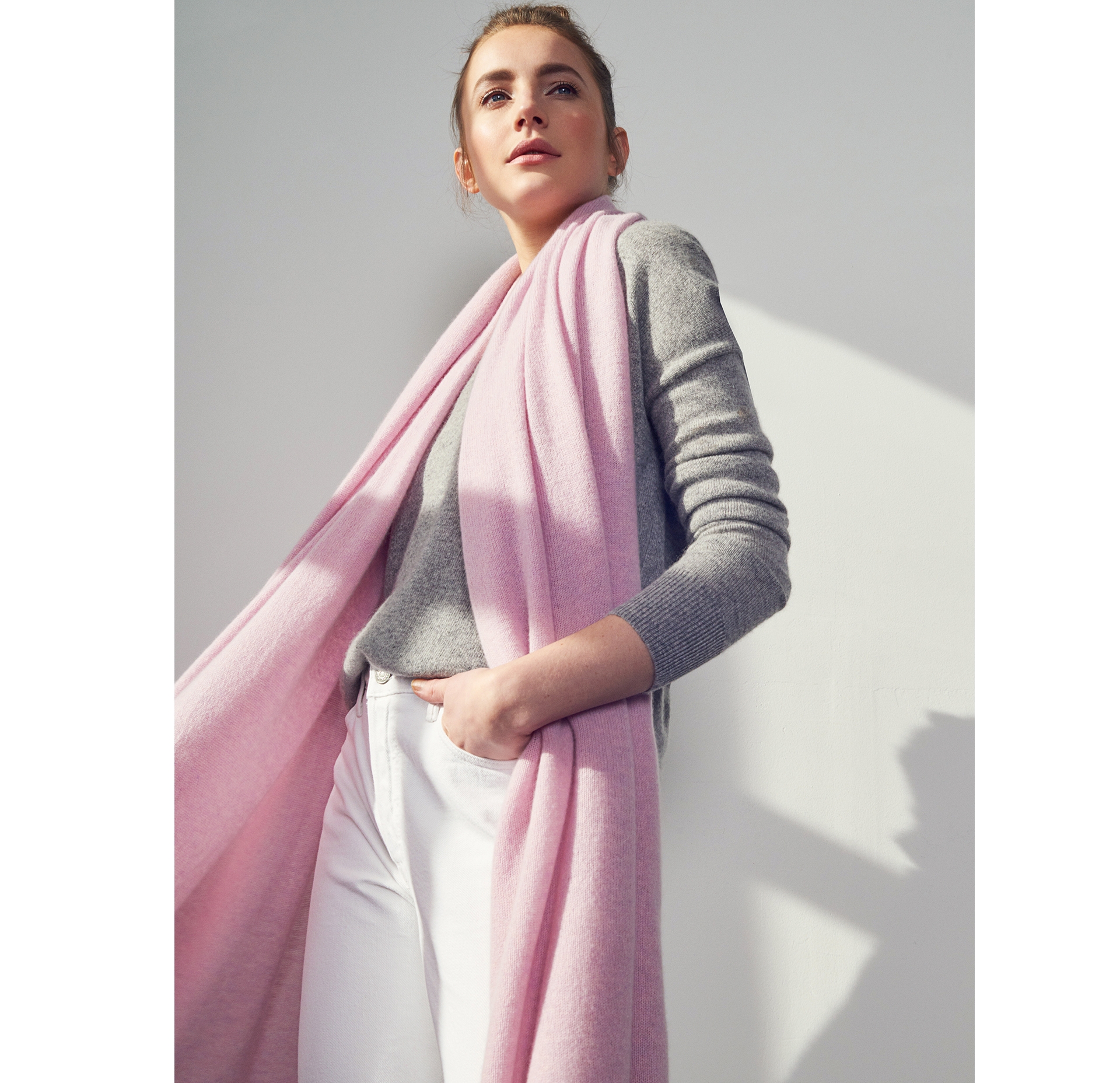 CASHMERE TRAVEL WRAP